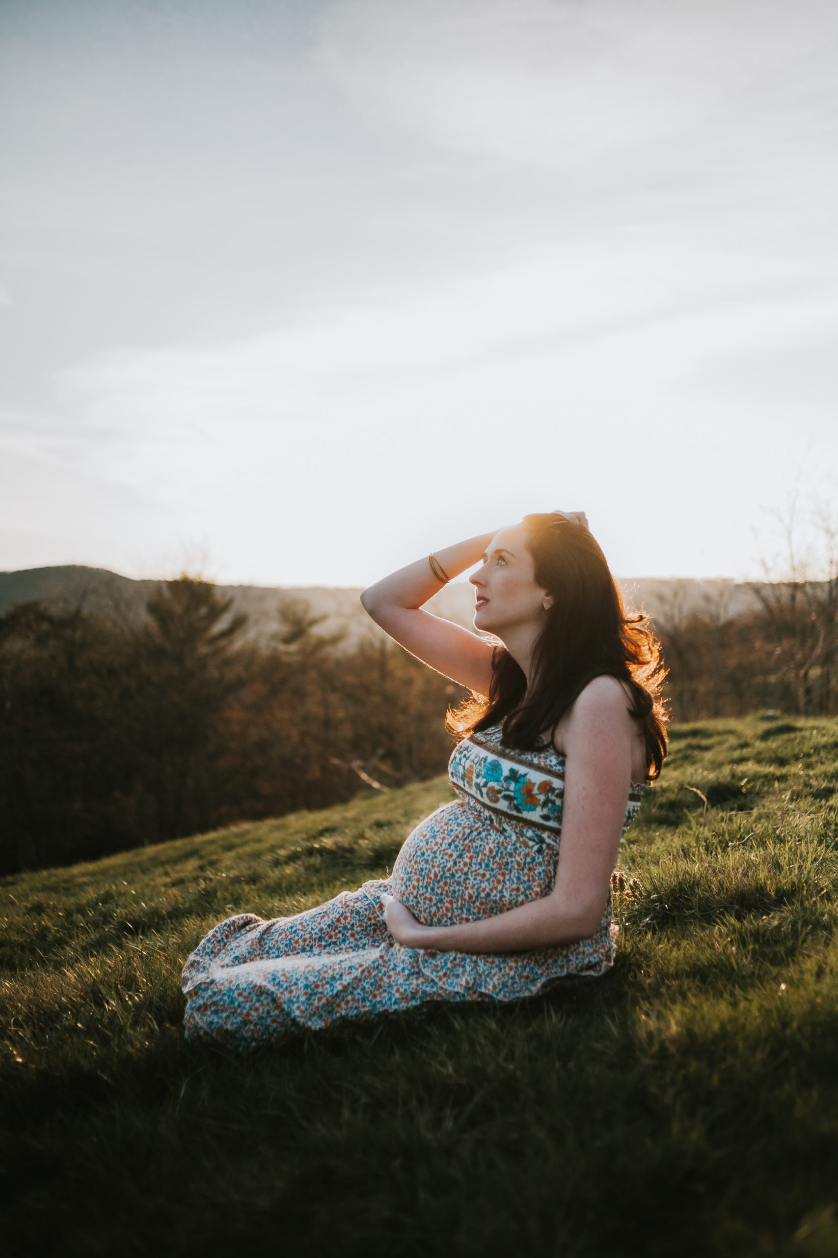 Babymoon | Maternity | Motherhood | Peaks+Waves Portraits | Blue Ridge Mountains